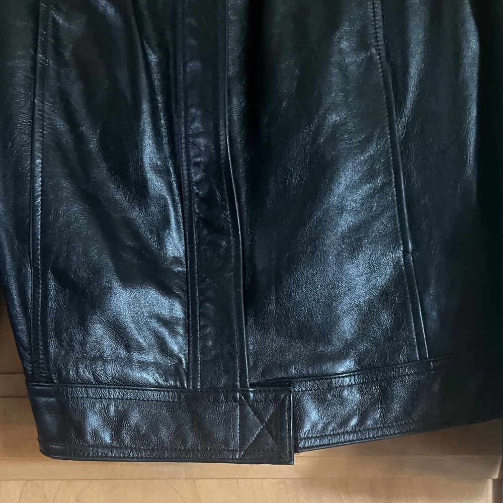 Black Leather Jacket   Satin Lined   Like New   Women's Small - Picture 5 of 15